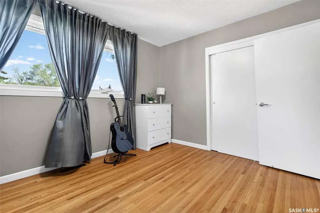 923 Francis Street Moose Jaw SK S6H 3B3
