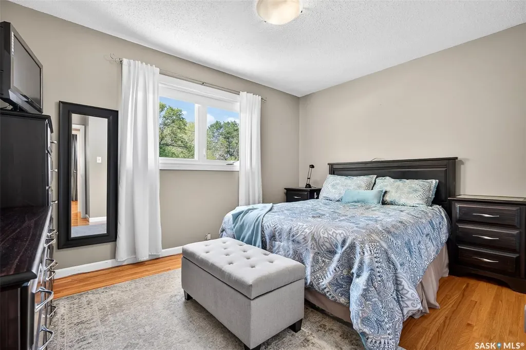 923 Francis Street Moose Jaw SK S6H 3B3