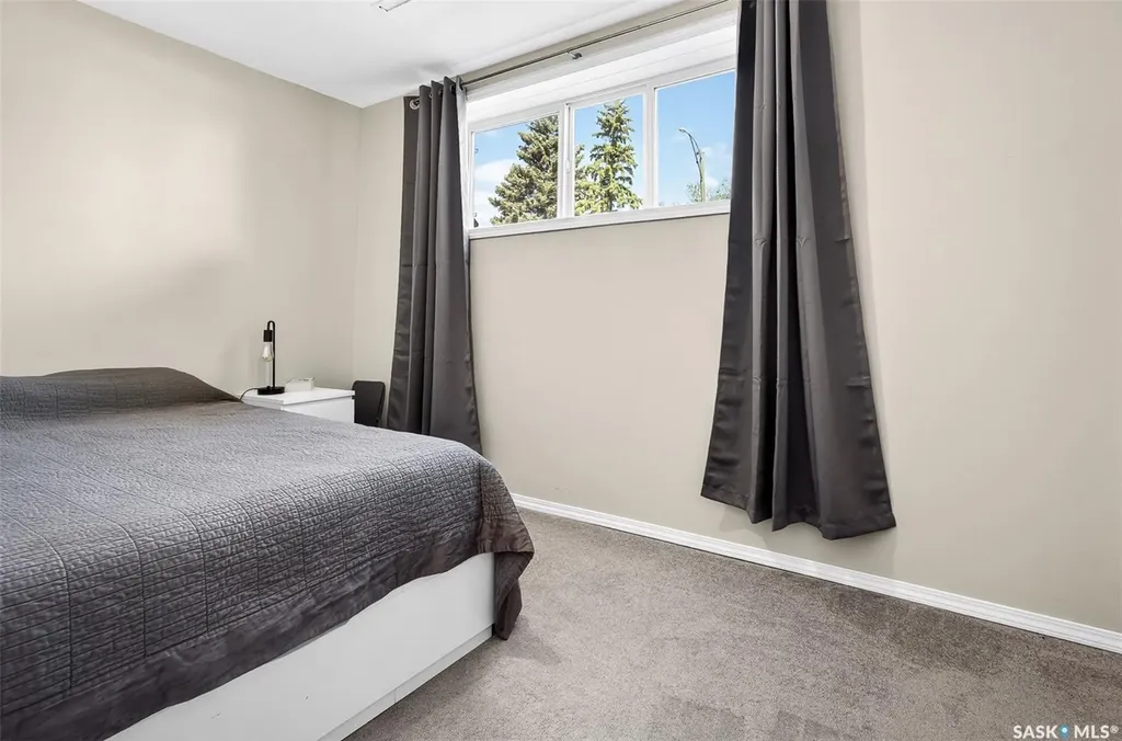 923 Francis Street Moose Jaw SK S6H 3B3