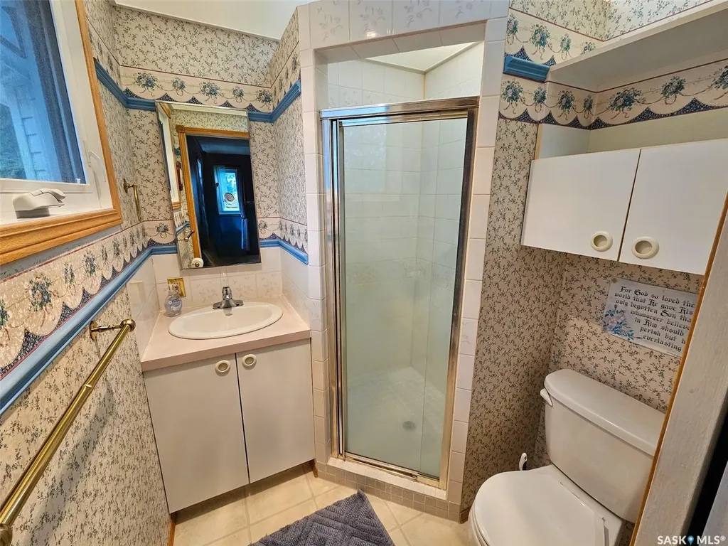 720 Whyte Avenue Swift Current SK S9H 1P7