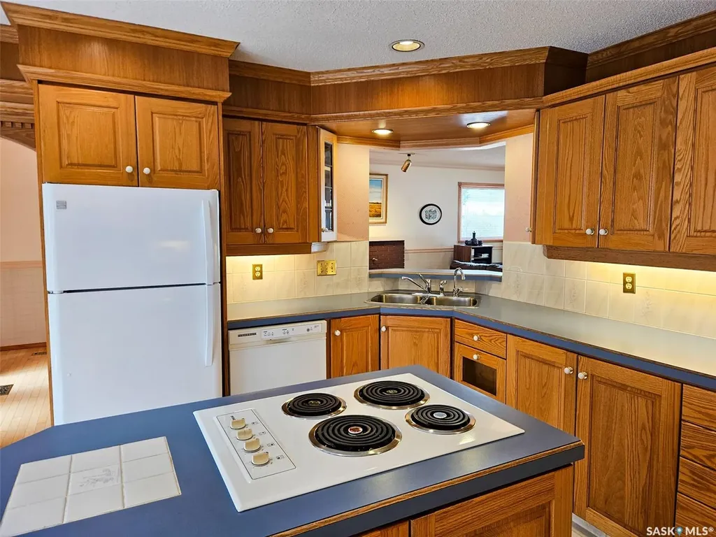 720 Whyte Avenue Swift Current SK S9H 1P7