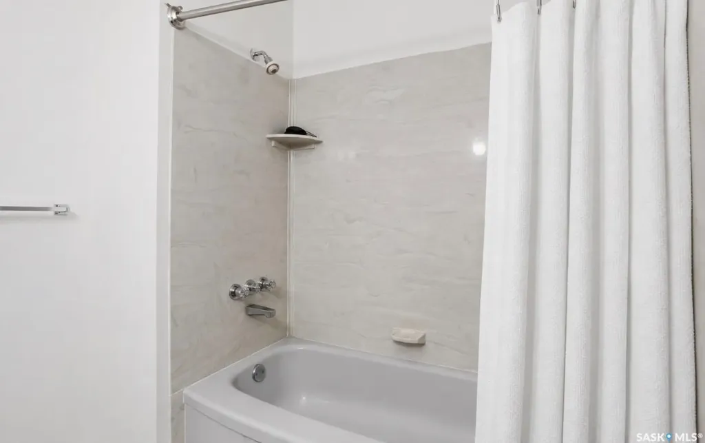 314 Waterbury Road Saskatoon SK S7J 4T9