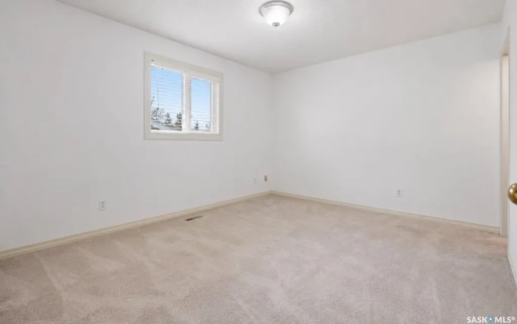 314 Waterbury Road Saskatoon SK S7J 4T9