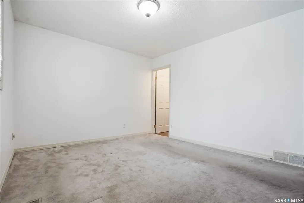314 Waterbury Road Saskatoon SK S7J 4T9