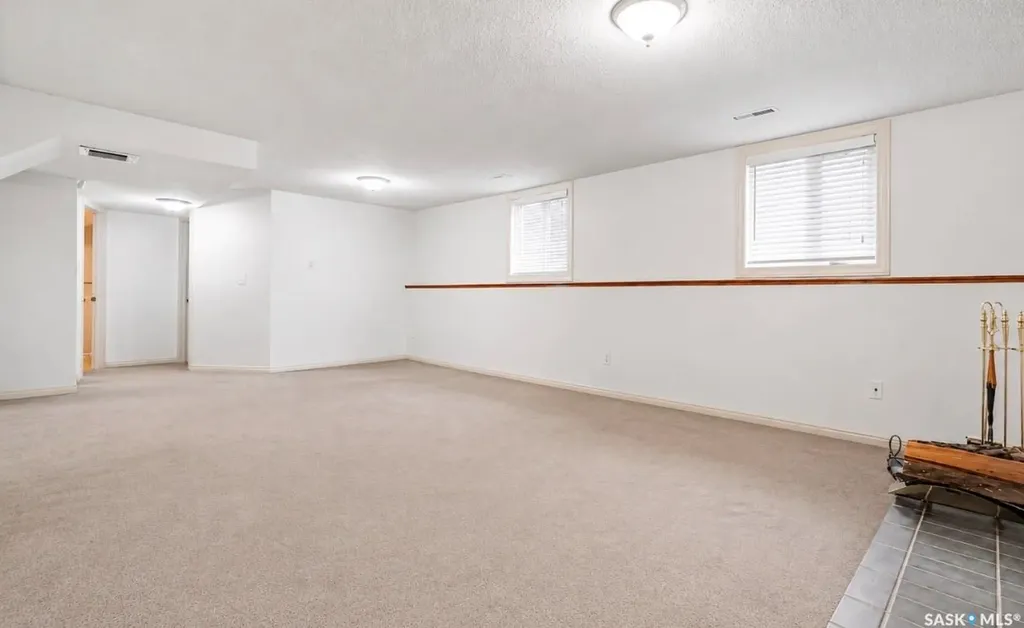 314 Waterbury Road Saskatoon SK S7J 4T9