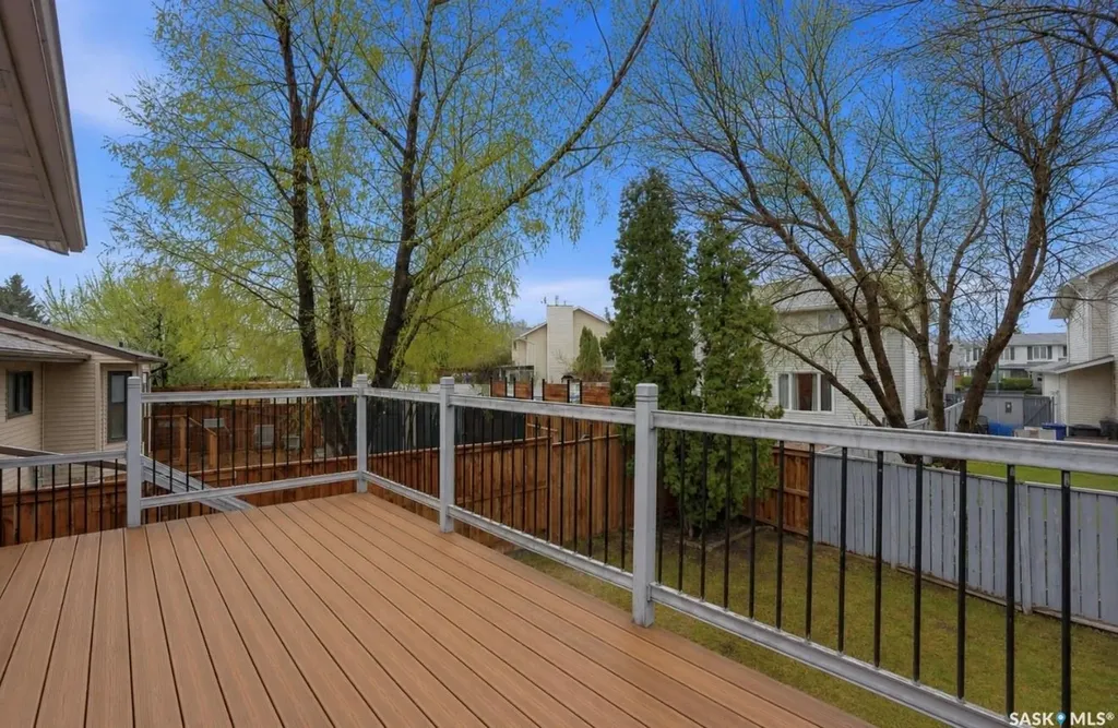 314 Waterbury Road Saskatoon SK S7J 4T9
