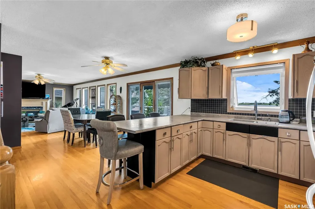 37 Mccrimmon Crescent Shields SK S7C 0A2