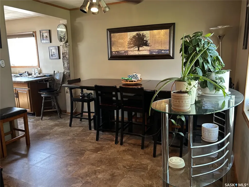 301 Tavistock Avenue Torquay SK S0C 2L0