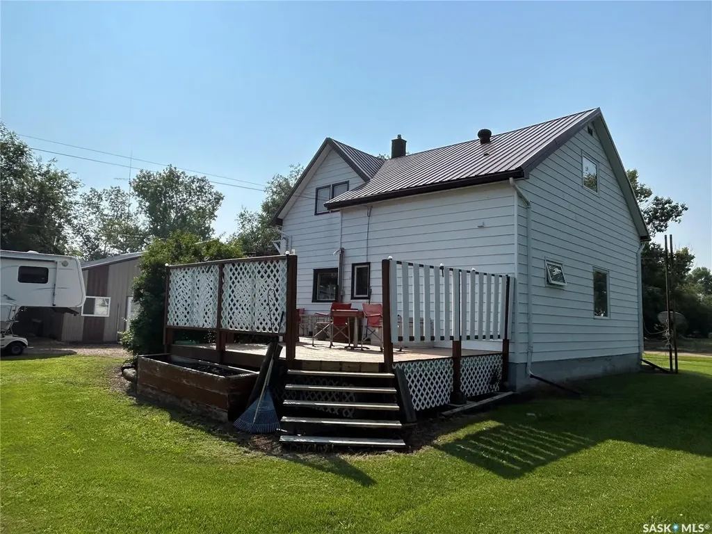 301 Tavistock Avenue Torquay SK S0C 2L0