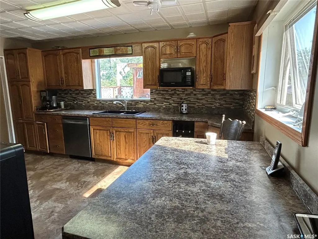 301 Tavistock Avenue Torquay SK S0C 2L0