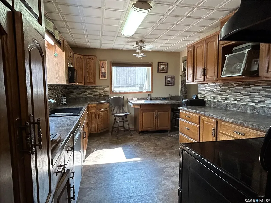 301 Tavistock Avenue Torquay SK S0C 2L0