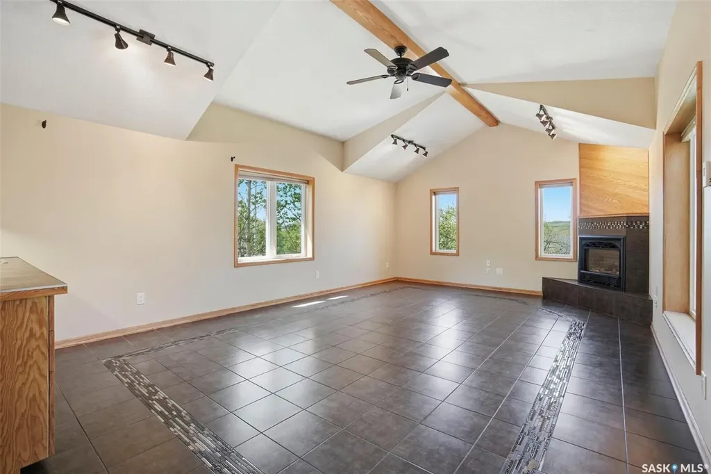 818 Pukwana Drive Manitou Beach SK S0K 4T1
