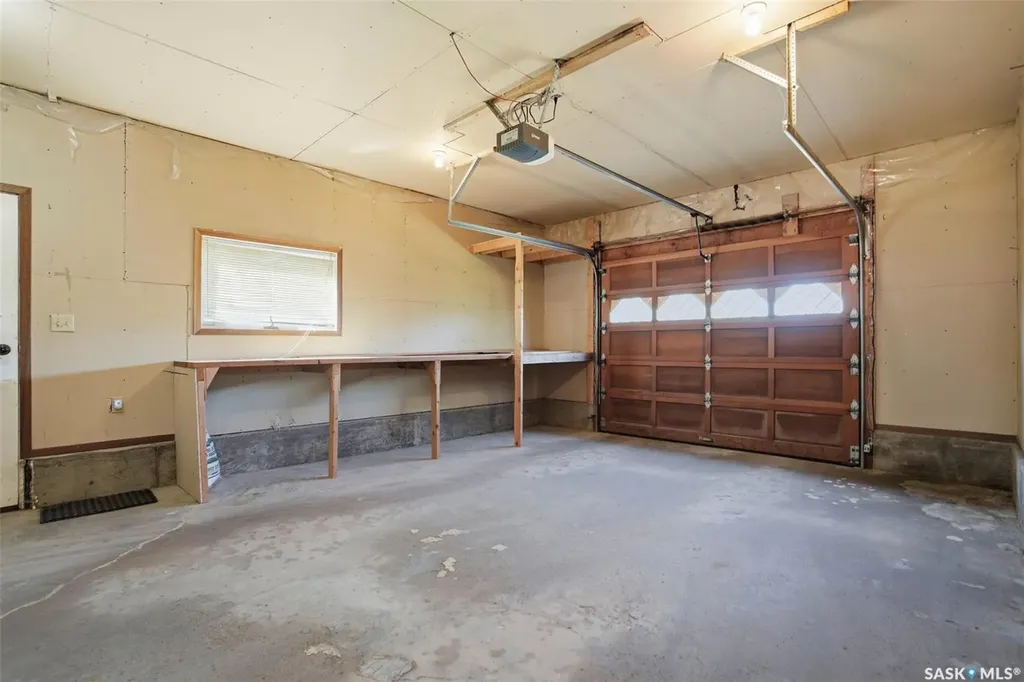 818 Pukwana Drive Manitou Beach SK S0K 4T1