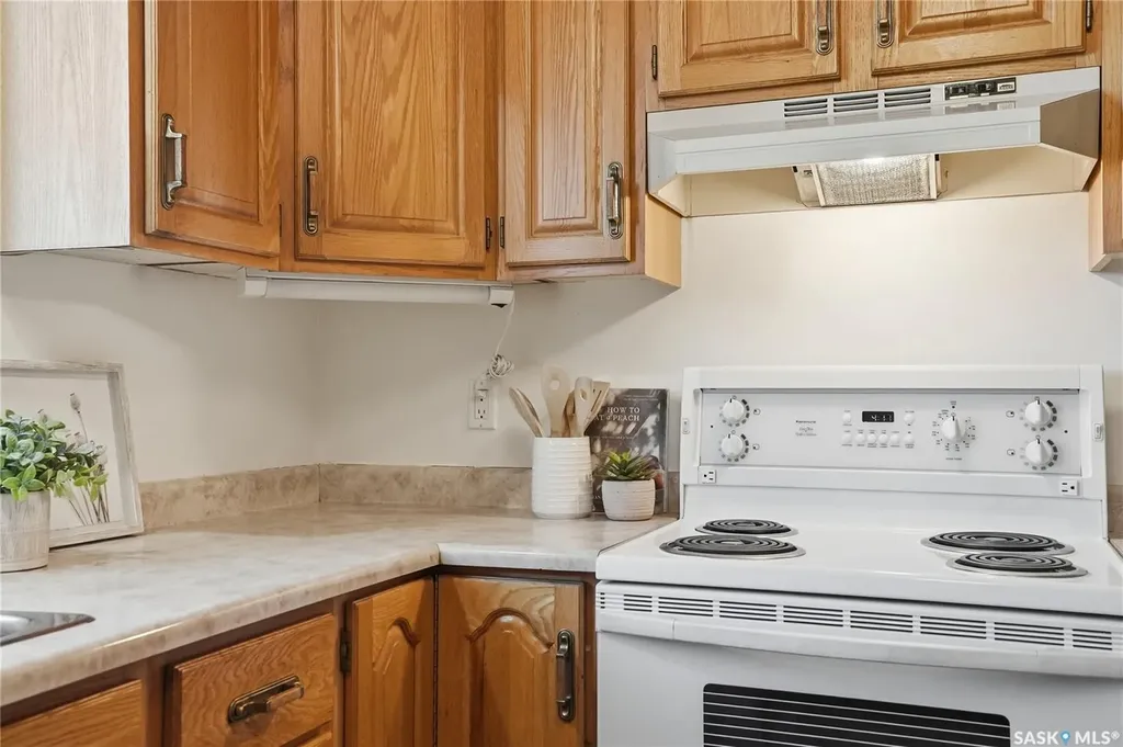3130 Louise Street Saskatoon SK S7J 3L8