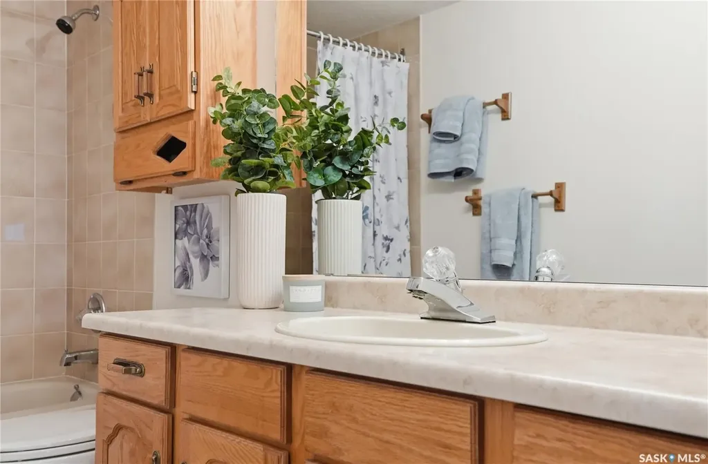 3130 Louise Street Saskatoon SK S7J 3L8