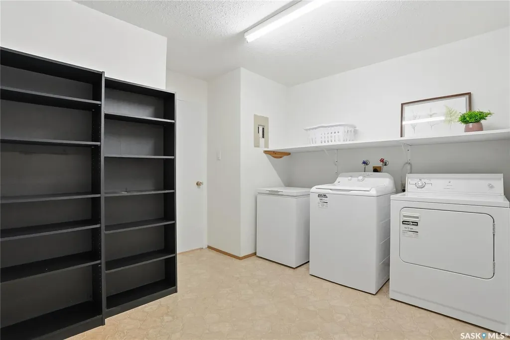 3130 Louise Street Saskatoon SK S7J 3L8