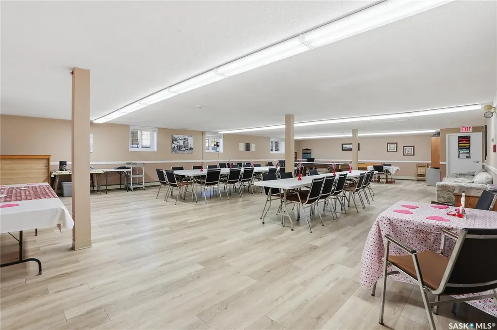 3130 Louise Street Saskatoon SK S7J 3L8
