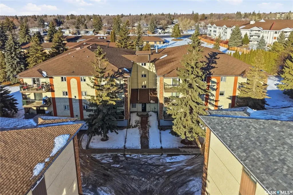 3130 Louise Street Saskatoon SK S7J 3L8