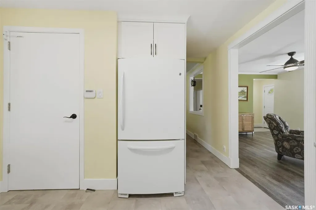 403 Willow Street E Saskatoon SK S7J 0C7