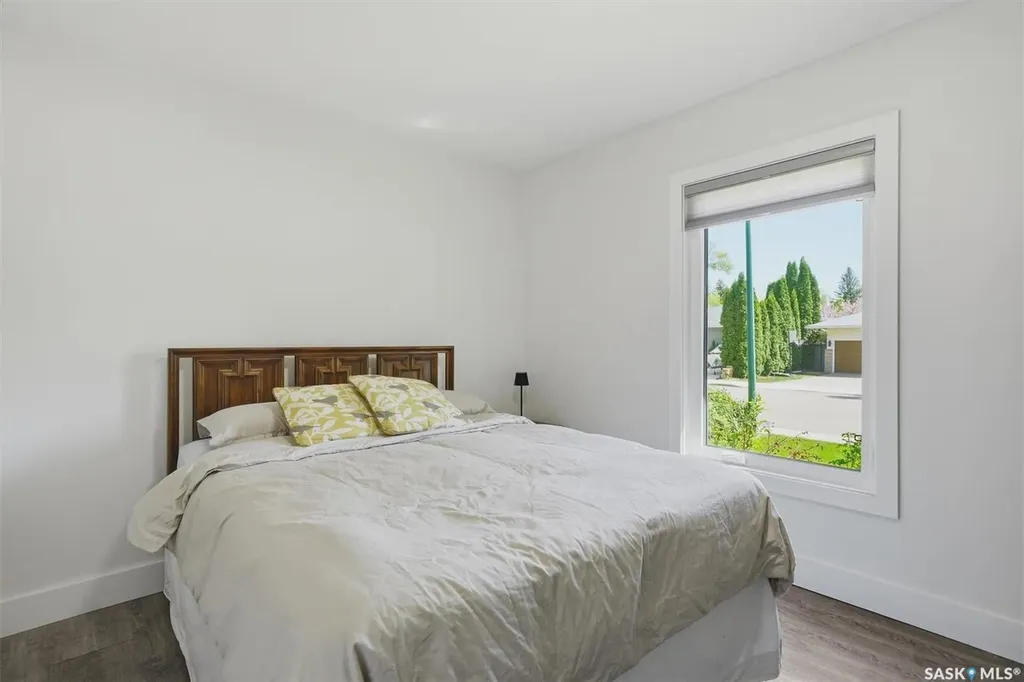 403 Willow Street E Saskatoon SK S7J 0C7