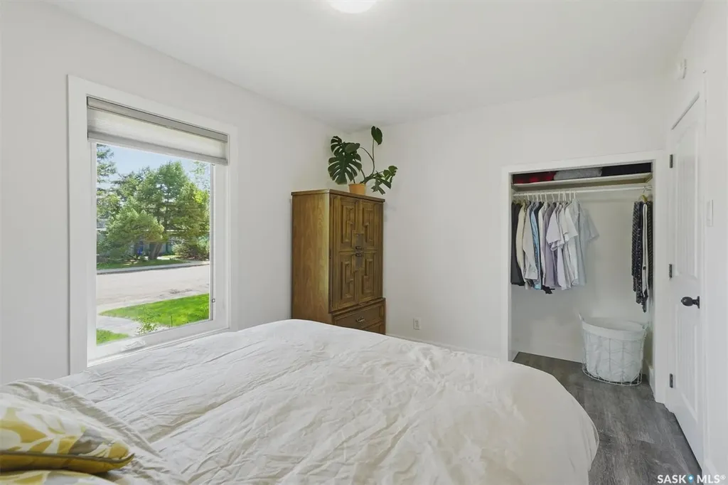 403 Willow Street E Saskatoon SK S7J 0C7