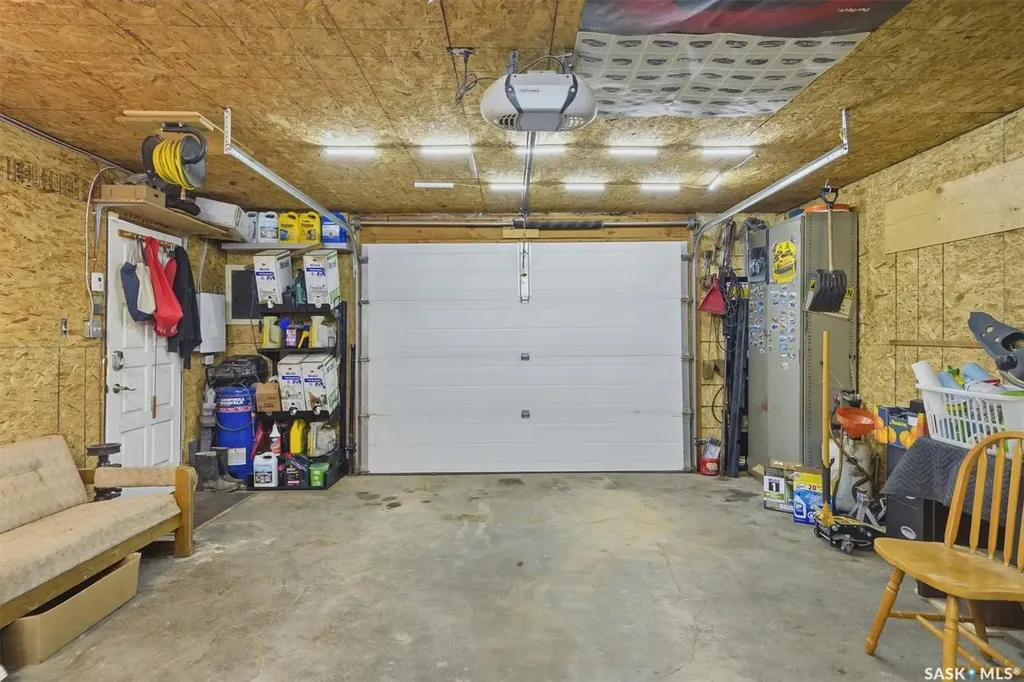 403 Willow Street E Saskatoon SK S7J 0C7