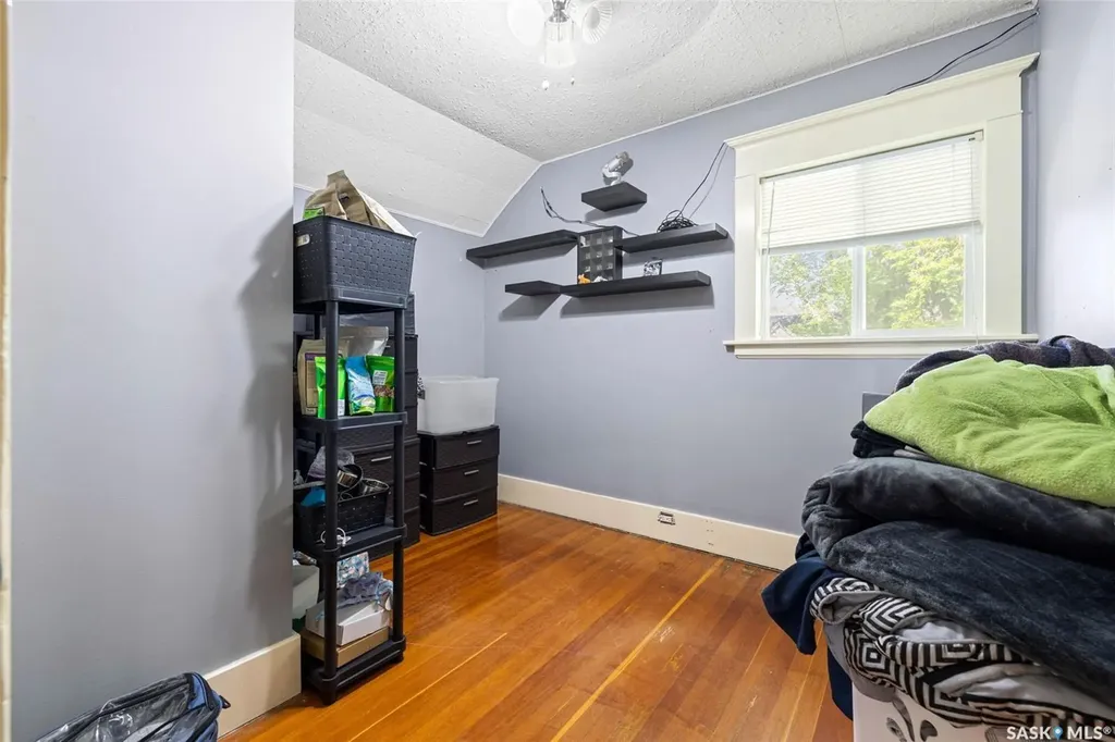 1422 Cameron Street Regina SK S4T 2T4