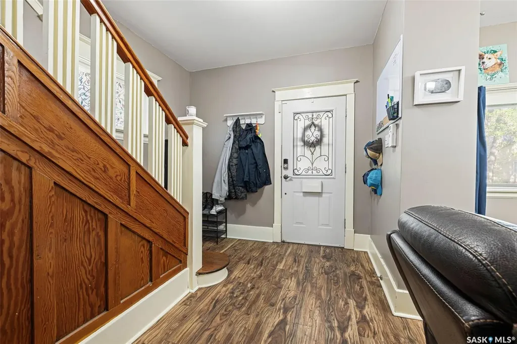 1422 Cameron Street Regina SK S4T 2T4