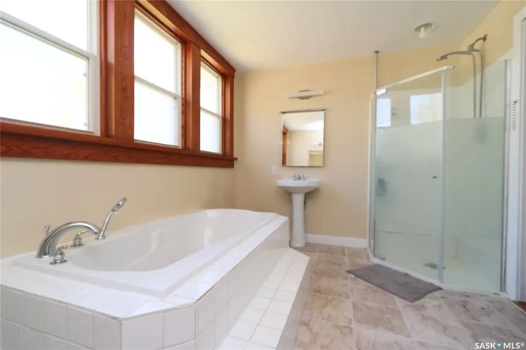 34 Laurier Avenue Yorkton SK S3N 1T7