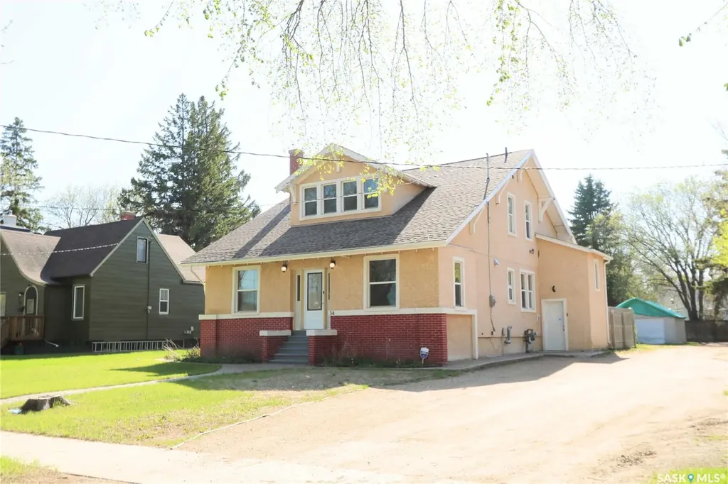 34 Laurier Avenue Yorkton SK S3N 1T7