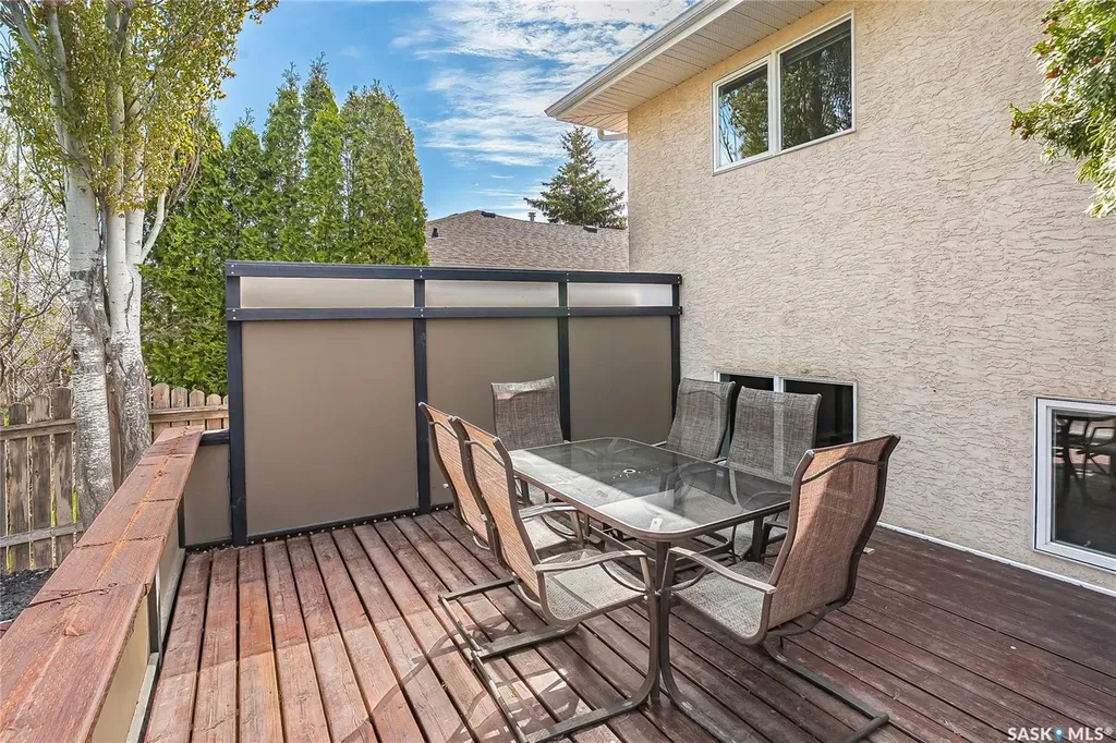 813 Derksen Place Martensville SK S0K 2T0