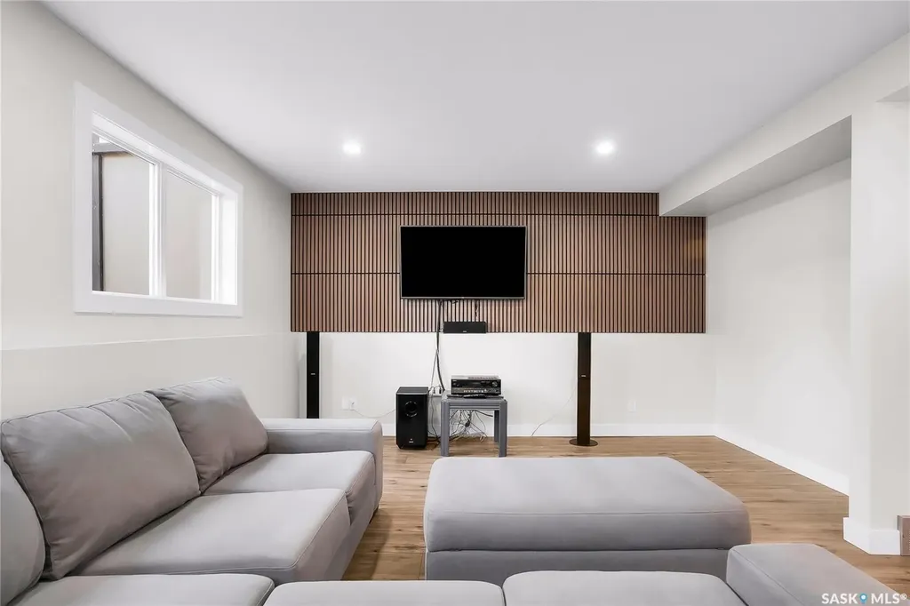 813 Derksen Place Martensville SK S0K 2T0