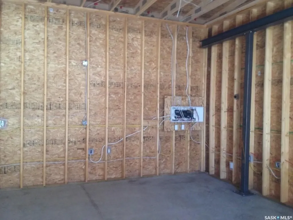 813 Derksen Place Martensville SK S0K 2T0