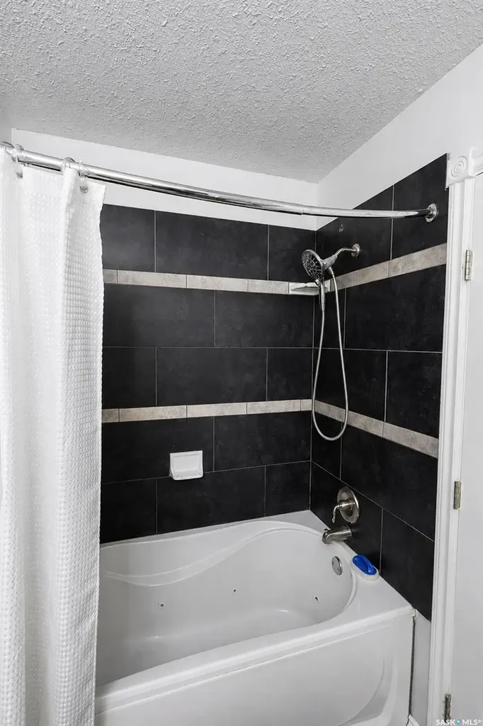 1699 Allbright Crescent Prince Albert SK S6V 7C3
