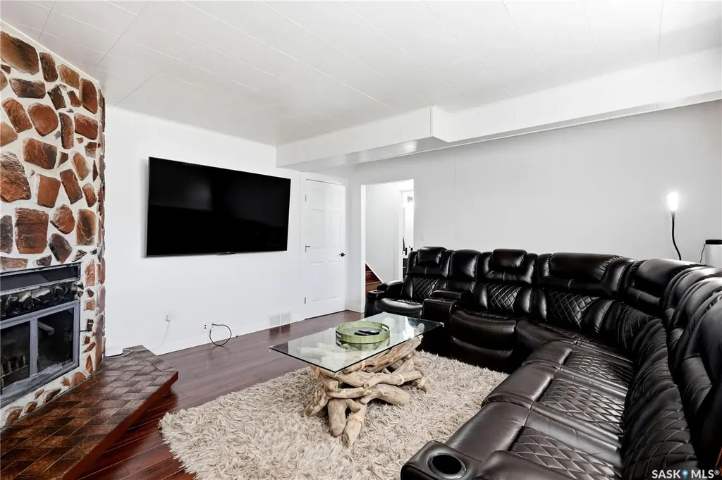 267 Upland Drive Regina SK S4R 5H5