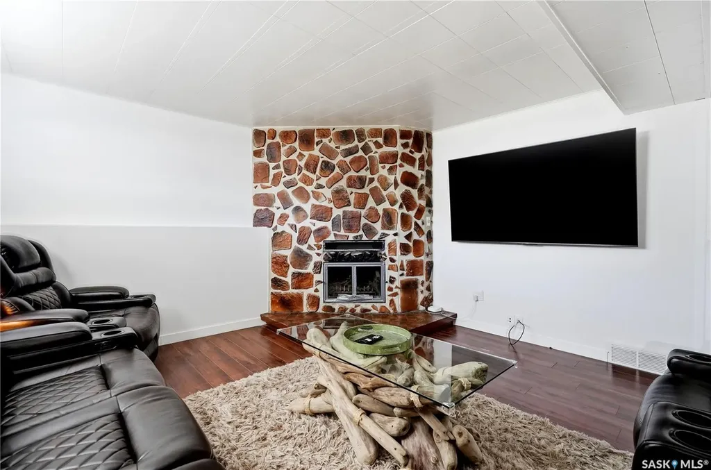 267 Upland Drive Regina SK S4R 5H5
