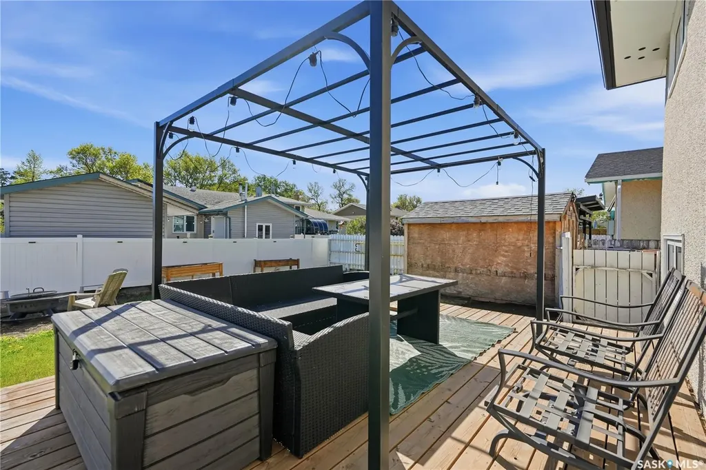 267 Upland Drive Regina SK S4R 5H5
