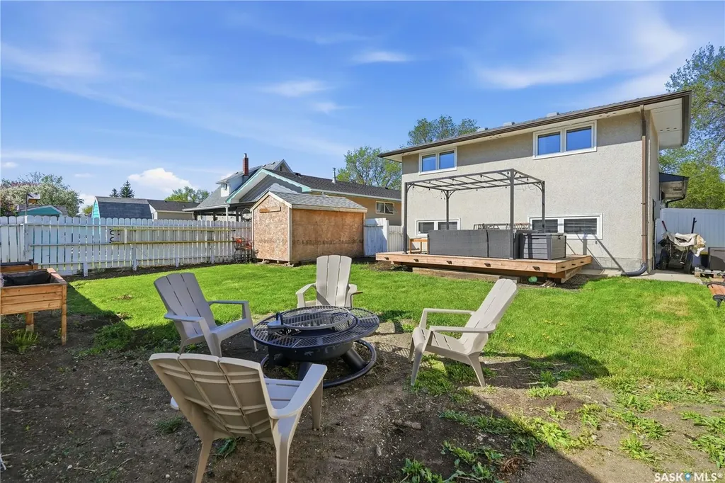 267 Upland Drive Regina SK S4R 5H5