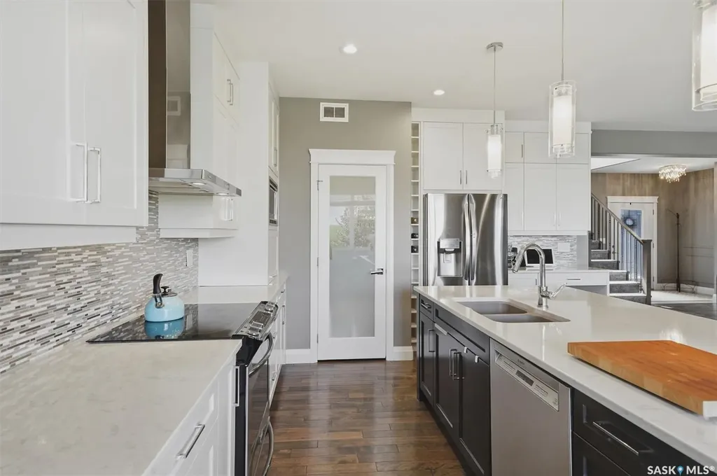 719 Salloum Crescent Saskatoon SK S7W 0N3
