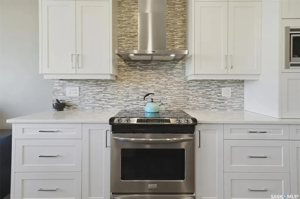 719 Salloum Crescent Saskatoon SK S7W 0N3