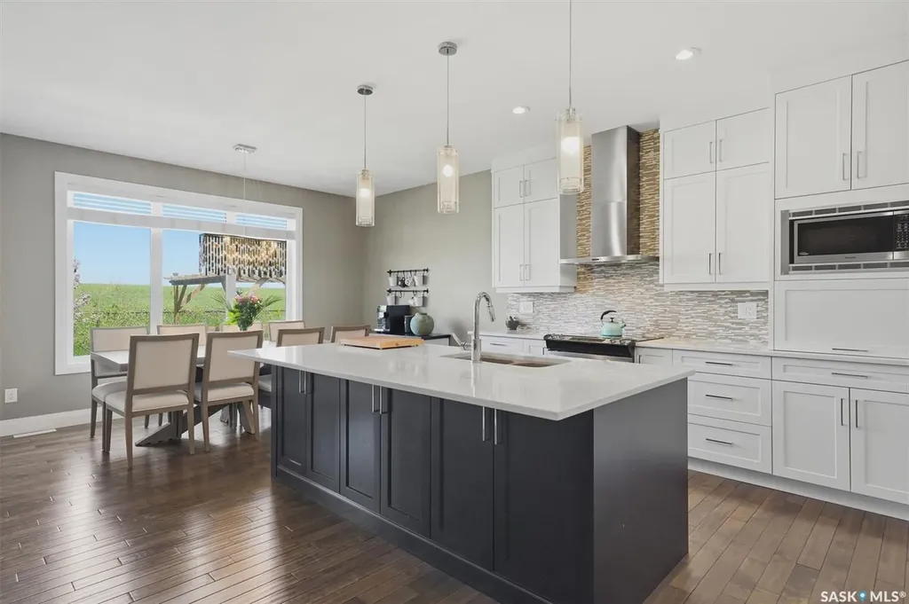 719 Salloum Crescent Saskatoon SK S7W 0N3