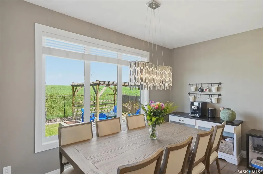 719 Salloum Crescent Saskatoon SK S7W 0N3