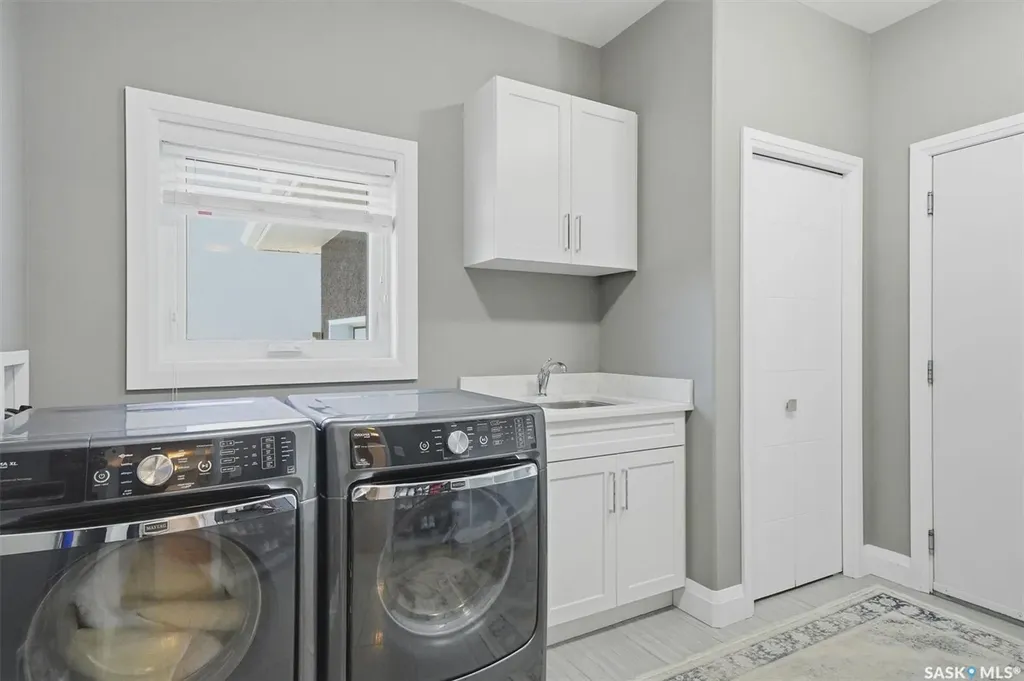 719 Salloum Crescent Saskatoon SK S7W 0N3
