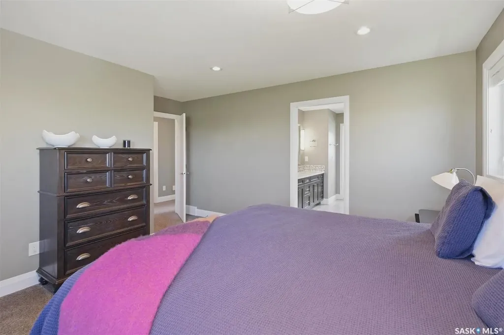 719 Salloum Crescent Saskatoon SK S7W 0N3