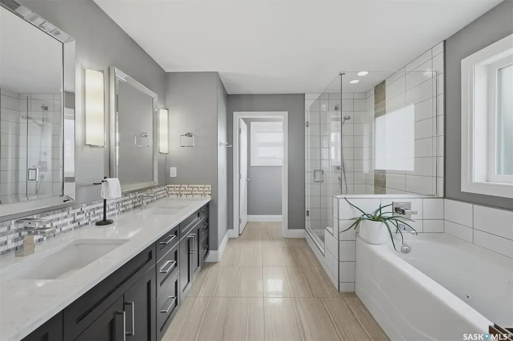 719 Salloum Crescent Saskatoon SK S7W 0N3