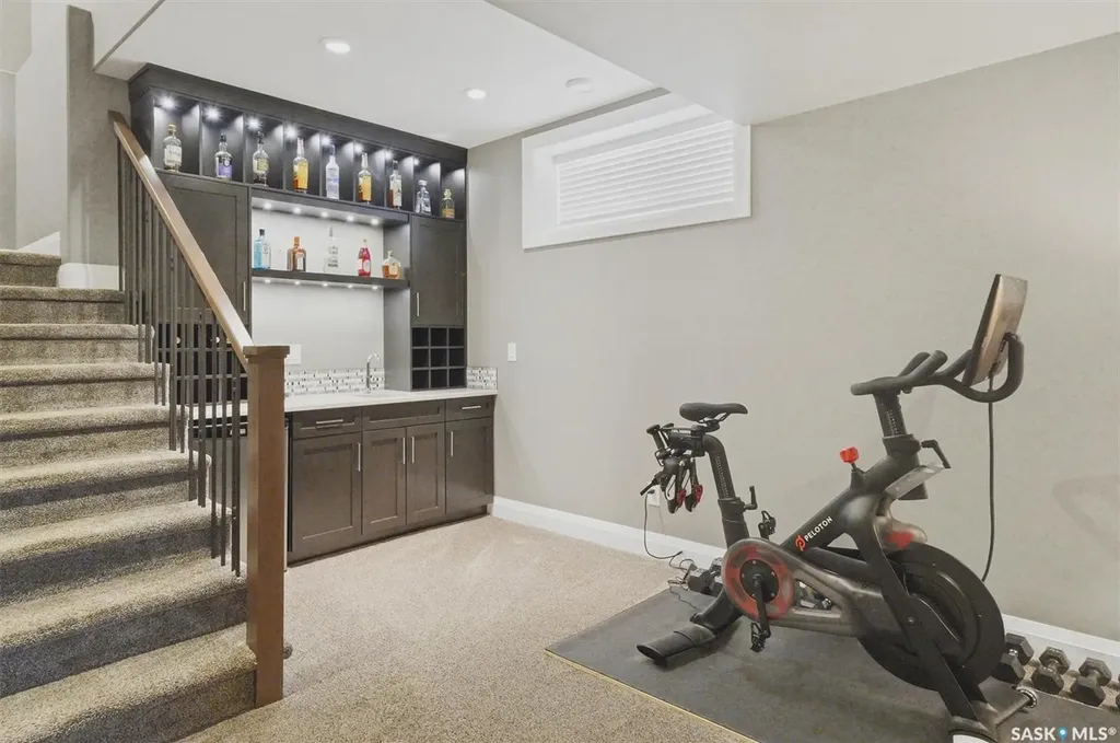719 Salloum Crescent Saskatoon SK S7W 0N3