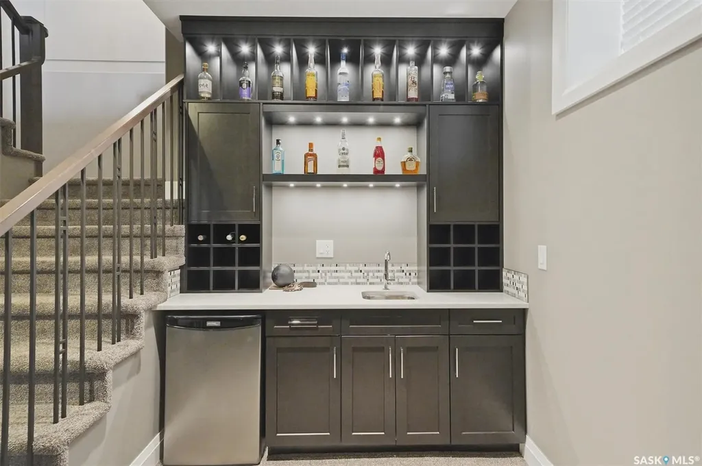 719 Salloum Crescent Saskatoon SK S7W 0N3