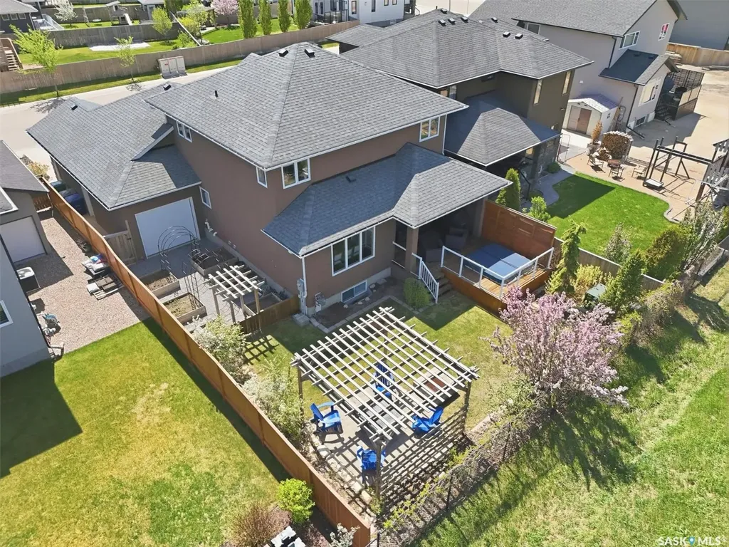 719 Salloum Crescent Saskatoon SK S7W 0N3