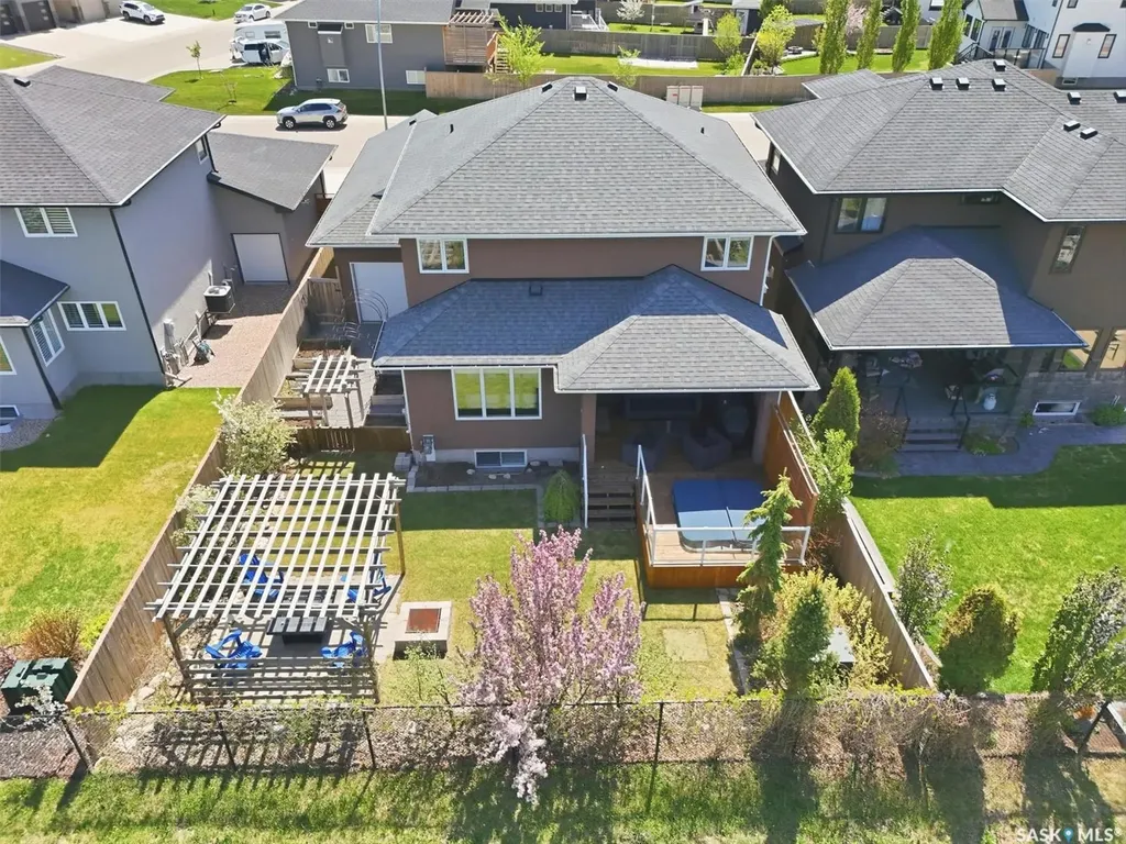 719 Salloum Crescent Saskatoon SK S7W 0N3