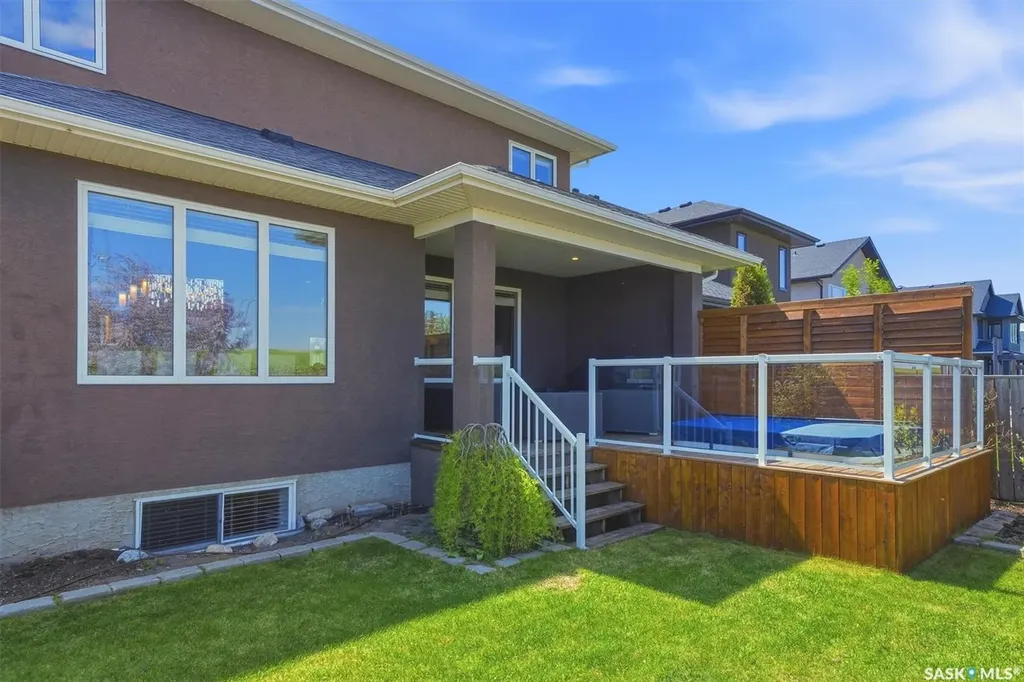 719 Salloum Crescent Saskatoon SK S7W 0N3